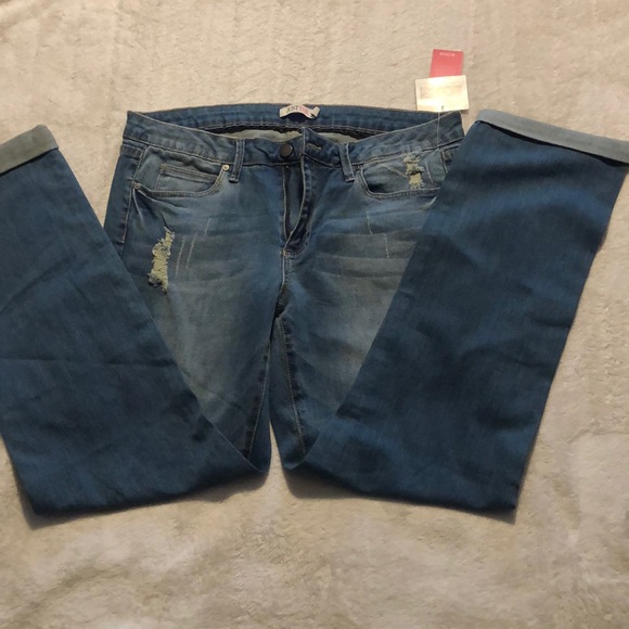 Jeans - Picture 2 of 3